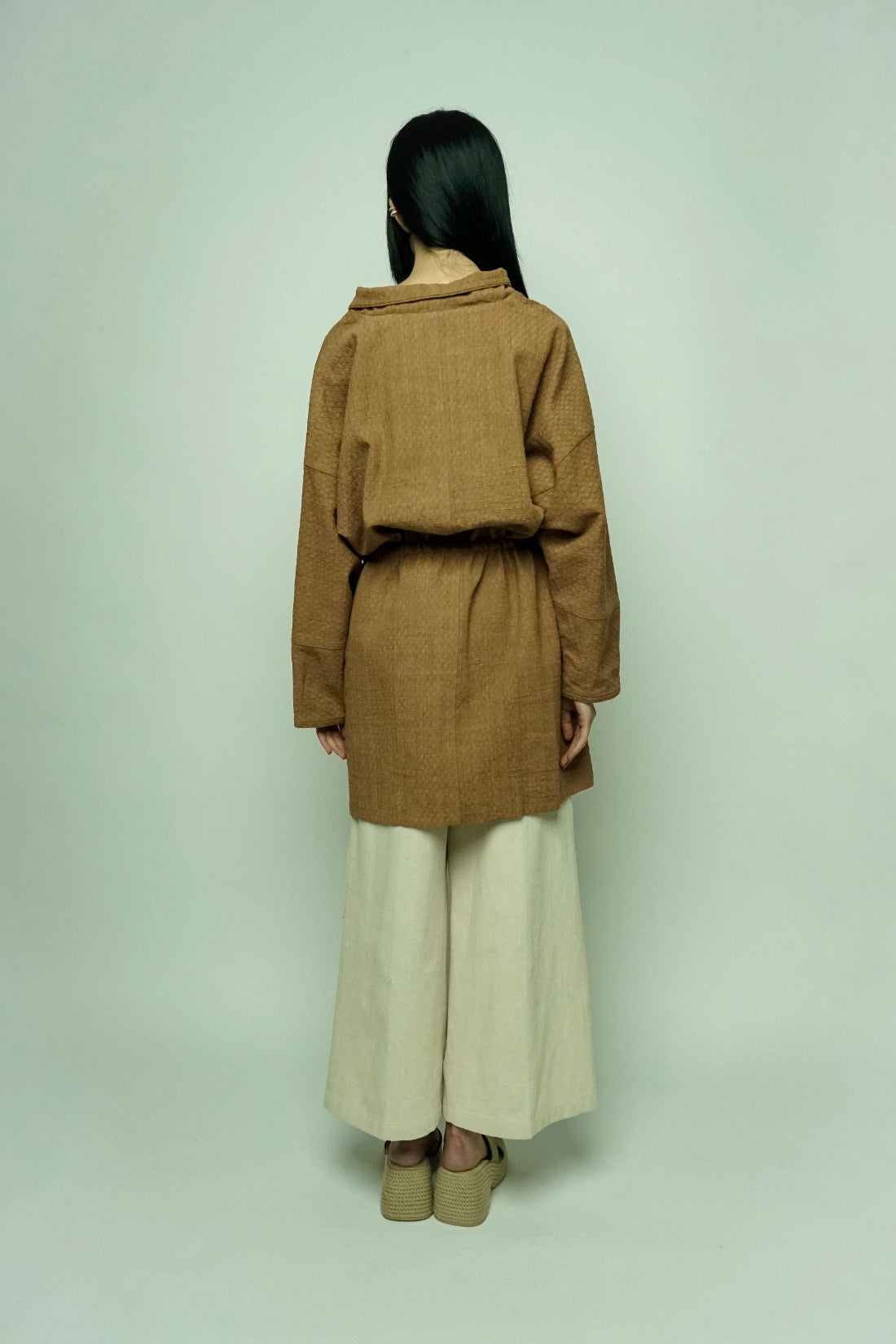 ABRIGO 空山 KONGSHAN | MARRÓN