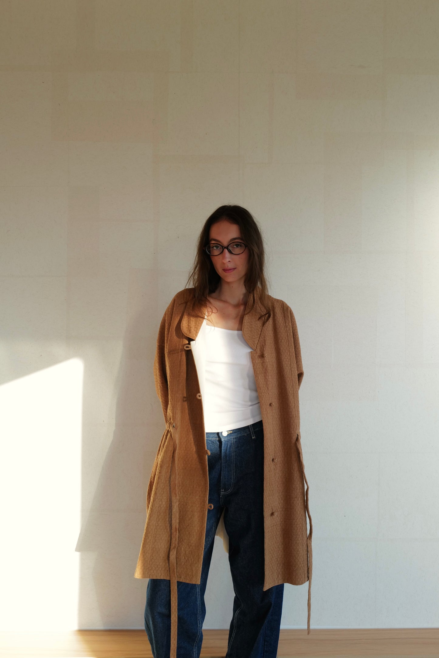 ABRIGO 空山 KONGSHAN | MARRÓN