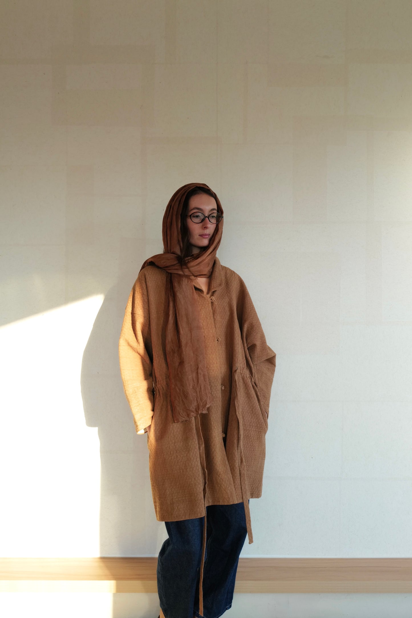 ABRIGO 空山 KONGSHAN | MARRÓN