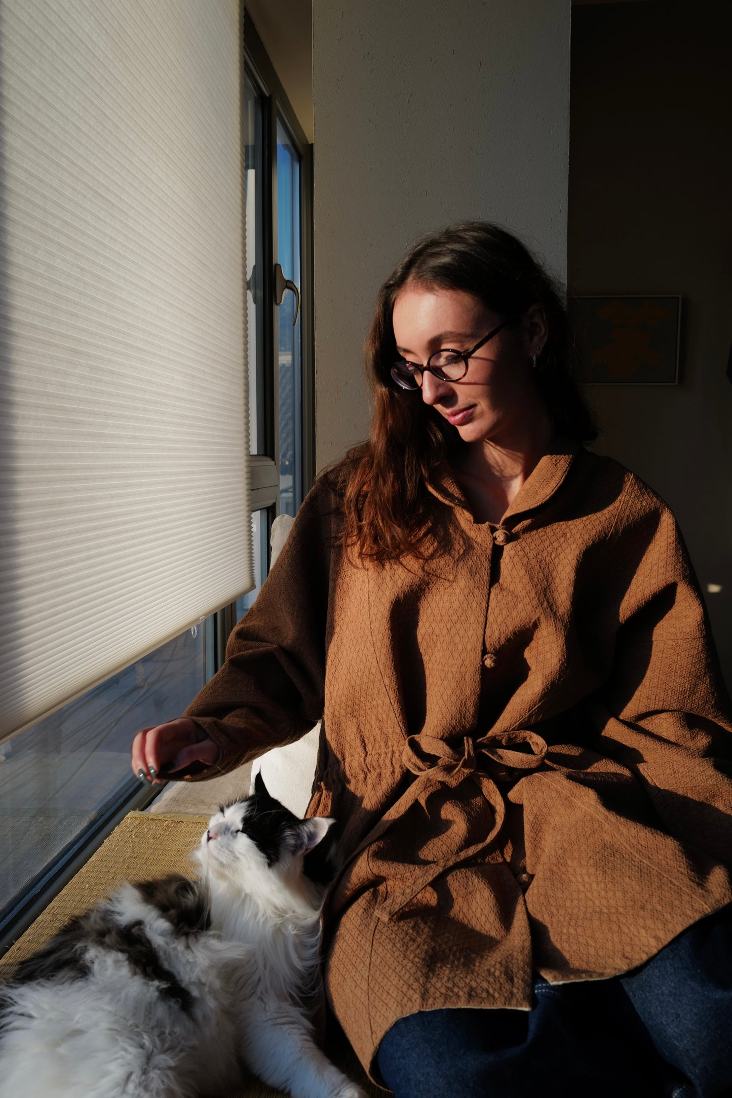 ABRIGO 空山 KONGSHAN | MARRÓN